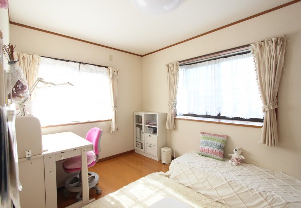 機能性とデザイン性を両立！ 子供部屋改装のポイントとは？サムネイル